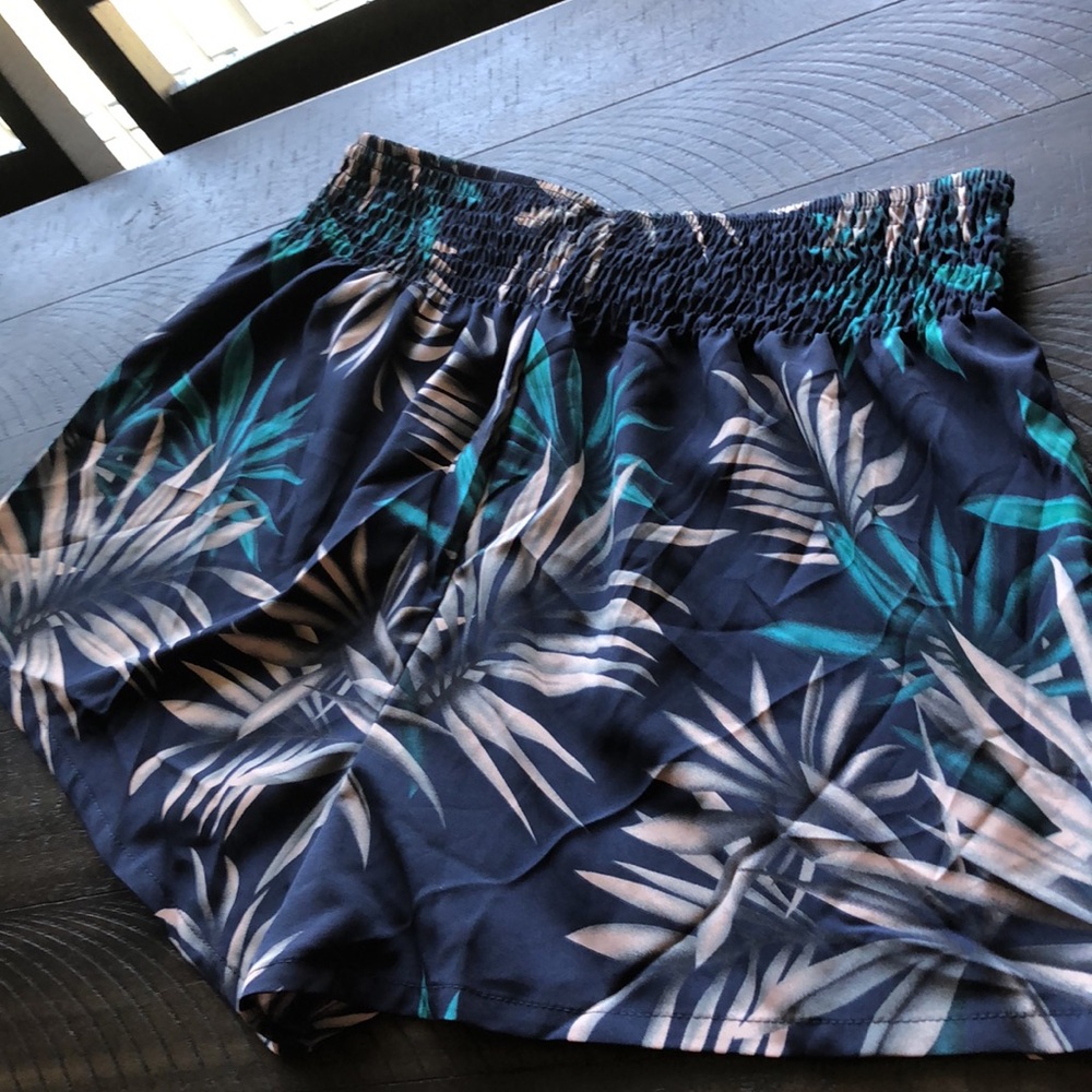 Shein Vacay shorts NWT
